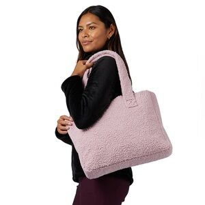 New 32 Degrees Sherpa Tote